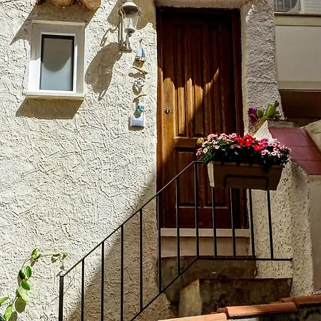 Casa Vela Дом отдыха Чефалу